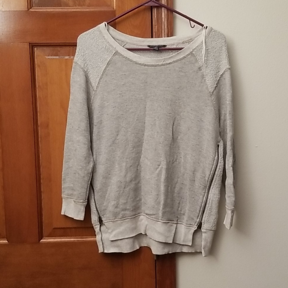 American eagle sweater